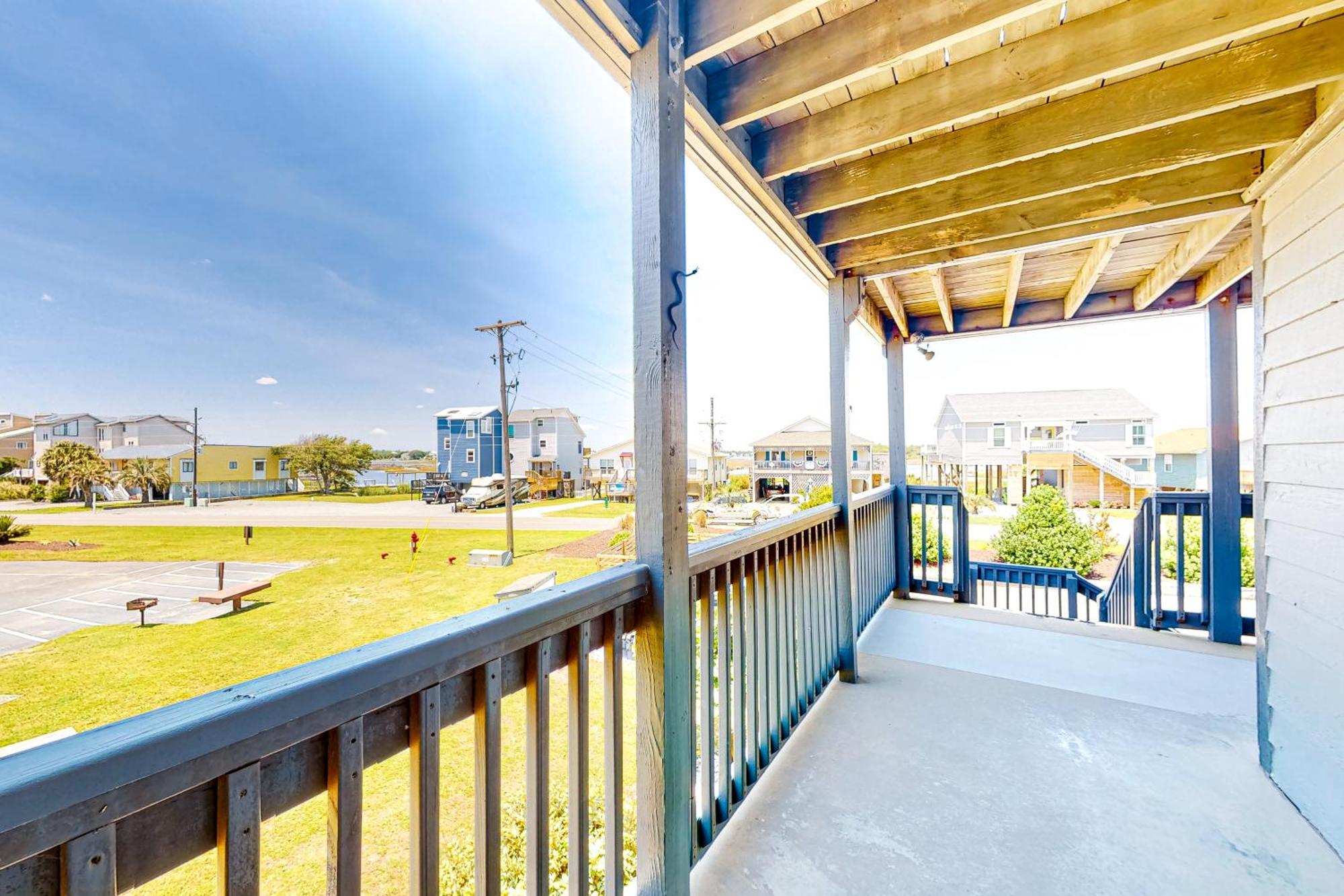 Shipwatch Villas North Topsail Beach Ruang foto